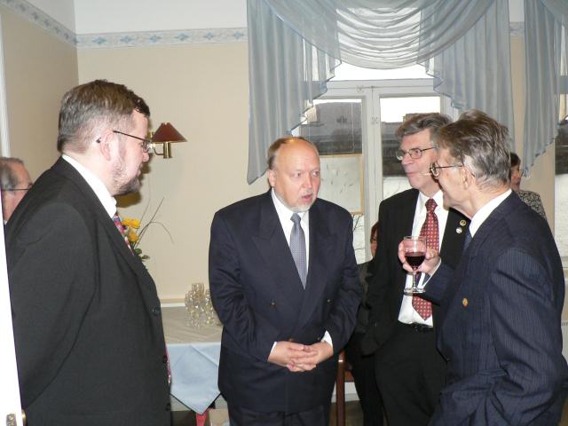 Uimonen, Valo, Aaltio, Bäckström